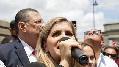 Gobierno de Costa Rica denuncia a cuatro magistrados alegando que usurparon tareas legislativas Gobierno de Costa Rica denuncia a cuatro magistrados alegando que usurparon tareas legislativas