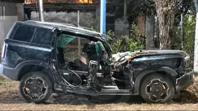 Morir en plena alerta amarilla por el clima: quiénes eran los padres a los que se le cayó un árbol manejando Morir en plena alerta amarilla por el clima: quiénes eran los padres a los que se le cayó un árbol manejando