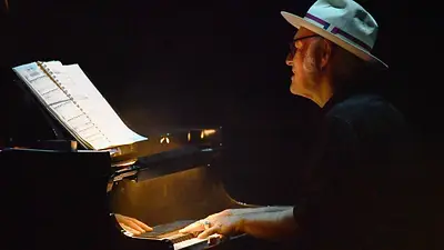 Ludovico Einaudi. Ludovico Einaudi.