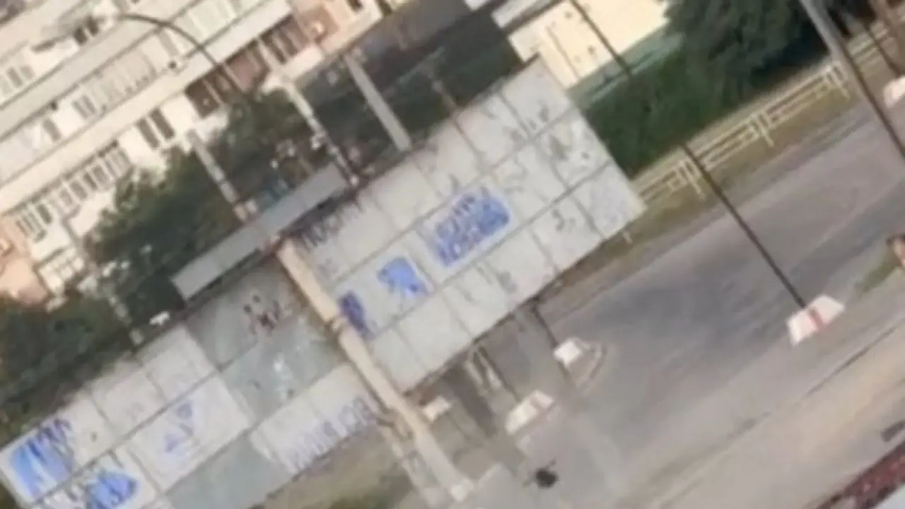 Kiev acusa a Rusia de crimen de guerra tras difusión de video con dron atacando a verdulero en Jersón
