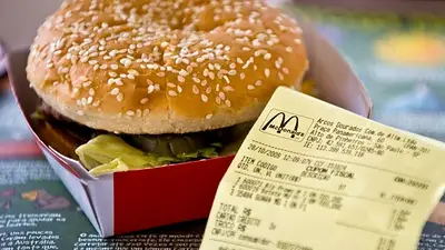 El Índice Big Mac confirma el atraso cambiario que Milei se niega a reconocer El Índice Big Mac confirma el atraso cambiario que Milei se niega a reconocer