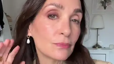 Ideal para mujeres +60: tutorial de maquillaje de ojos para párpados encapotados y poco firmes Ideal para mujeres +60: tutorial de maquillaje de ojos para párpados encapotados y poco firmes