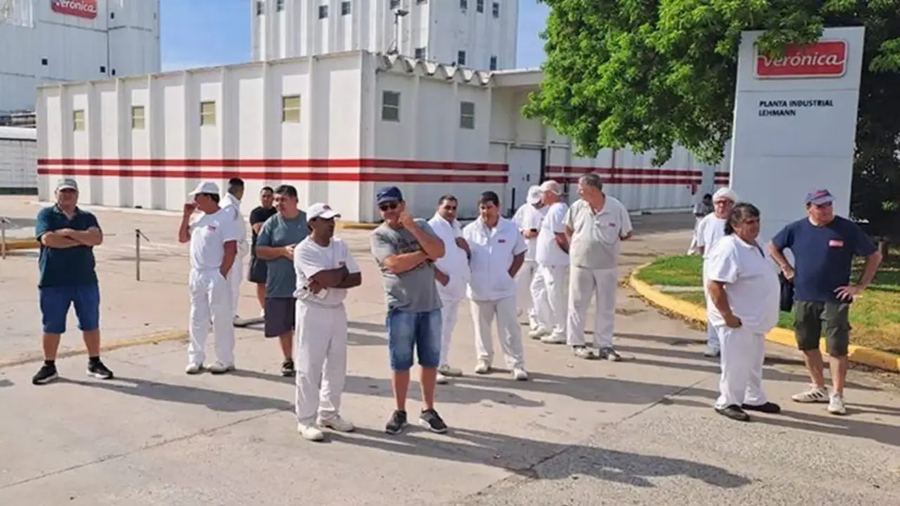 Lácteos Verónica, Verónica, Lehmann, Santa Fe, conflicto laboral, acampe, trabajadores.