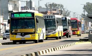 Transporte interurbano: las tarifas aumentaron hasta un 1.400% desde que asumió Pullaro | Transporte público