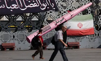 Irán desafió a Estados Unidos y afirmó que mantiene el control del estrecho de Ormuz | Conflicto en medio oriente