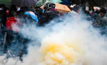 Así reprime la policia de Milei: las fotos de la cacería de manifestantes | Congreso