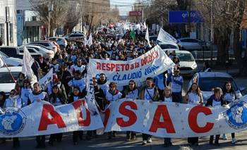 Tras el bono de Vidal, ADOSAC denuncia acciones de entorpecimiento en la negociación | Santa cruz 