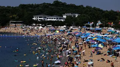 Una ola de calor en el noreste de China sorprende a los turistas que buscaban un tiempo más fresco Una ola de calor en el noreste de China sorprende a los turistas que buscaban un tiempo más fresco