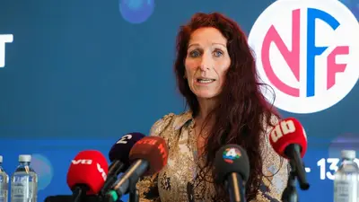 Presidenta de la Federación Noruega de Fútbol, Klaveness, pide la dimisión de Infantino Presidenta de la Federación Noruega de Fútbol, Klaveness, pide la dimisión de Infantino