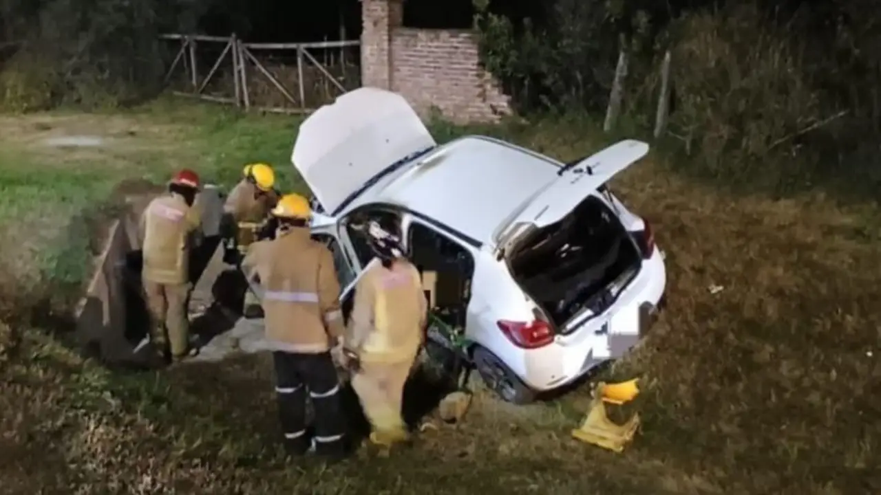 Dijo que su esposa murió porque explotó un celular en el auto, pero una pericia destapó el brutal femicidio
