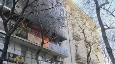 Se incendió un departamento al lado de la casa de Cristina Kirchner: hubo dos trasladados Se incendió un departamento al lado de la casa de Cristina Kirchner: hubo dos trasladados