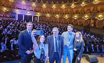 Fundación YPF cumplió 30 años y reunió a 250 becarios de todo el país | Educación y energía