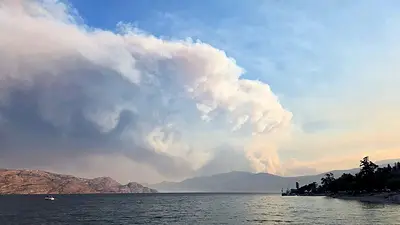 Distrito de Columbia Británica declara estado de emergencia y emite órdenes de evacuación por incendios Distrito de Columbia Británica declara estado de emergencia y emite órdenes de evacuación por incendios