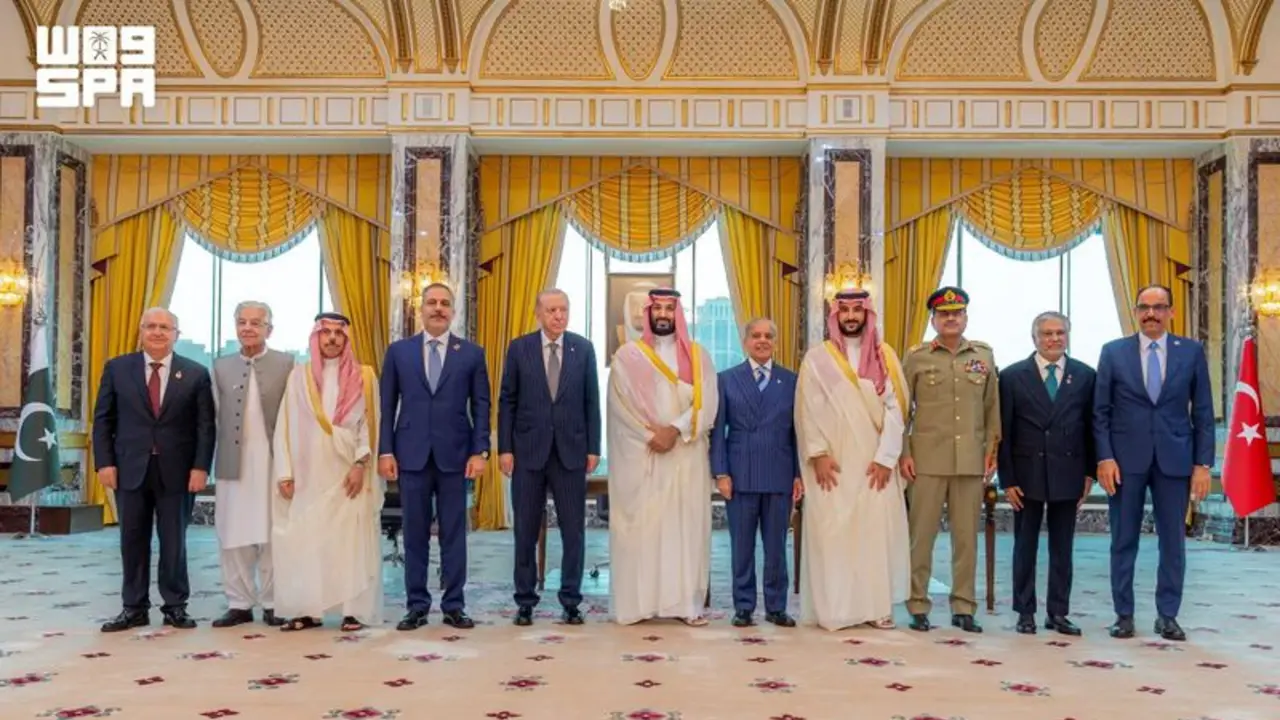 Pacto entre Turquía, Pakistán y Arabia Saudita equivale al artículo 5 de la OTAN, dice ministro turco