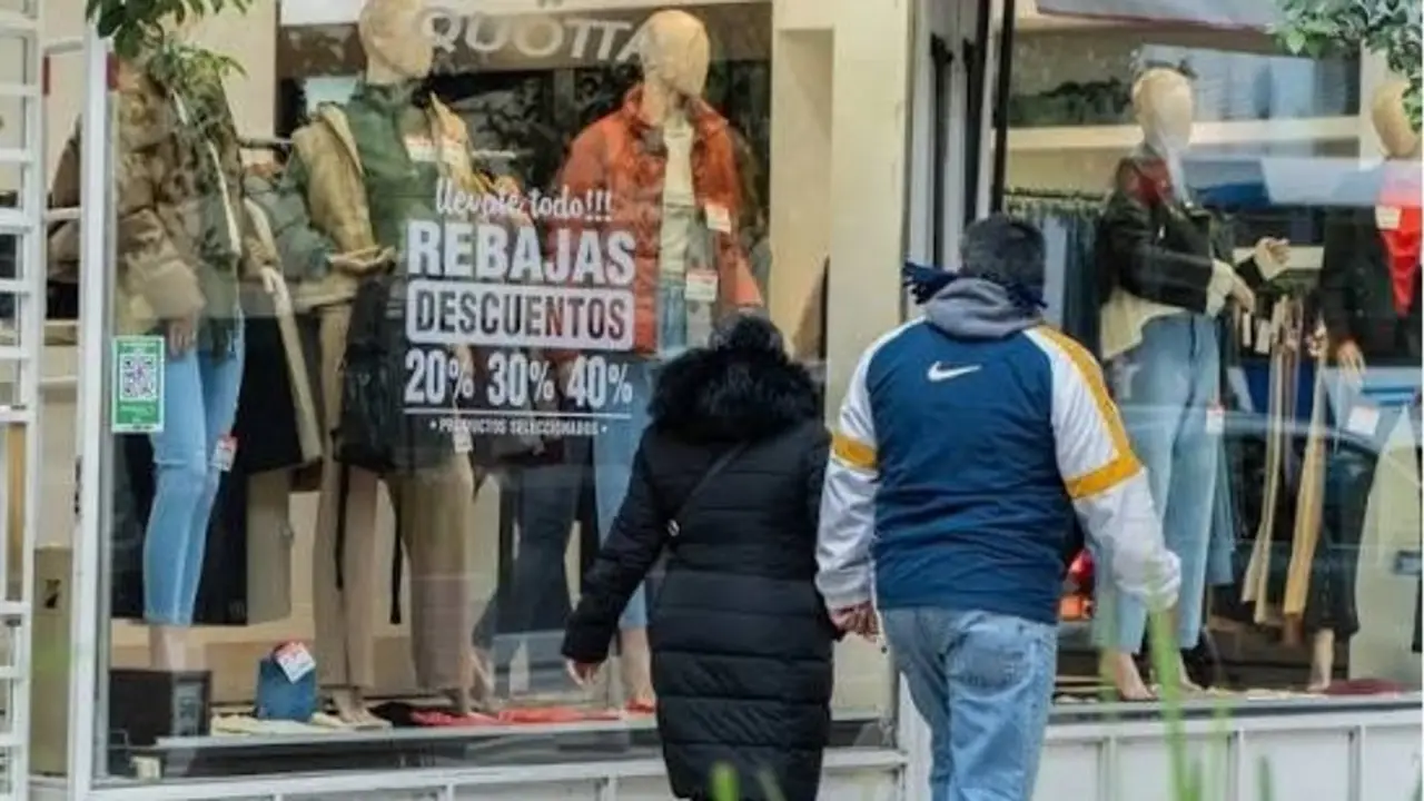 La caída del consumo no encuentra piso: las ventas minoristas volvieron a bajar en julio