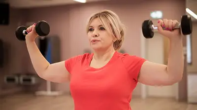 mujer haciendo ejercicio. mujer haciendo ejercicio.