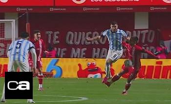 Sufre Racing: gol de Argentinos y expulsión a Maravilla Martínez en veinte minutos | Racing club