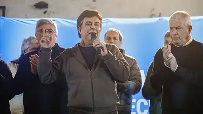 “Está renaciendo el peronismo de la victoria”: Espinoza respaldó a Kicillof en el plenario del MDF en Alberdi “Está renaciendo el peronismo de la victoria”: Espinoza respaldó a Kicillof en el plenario del MDF en Alberdi