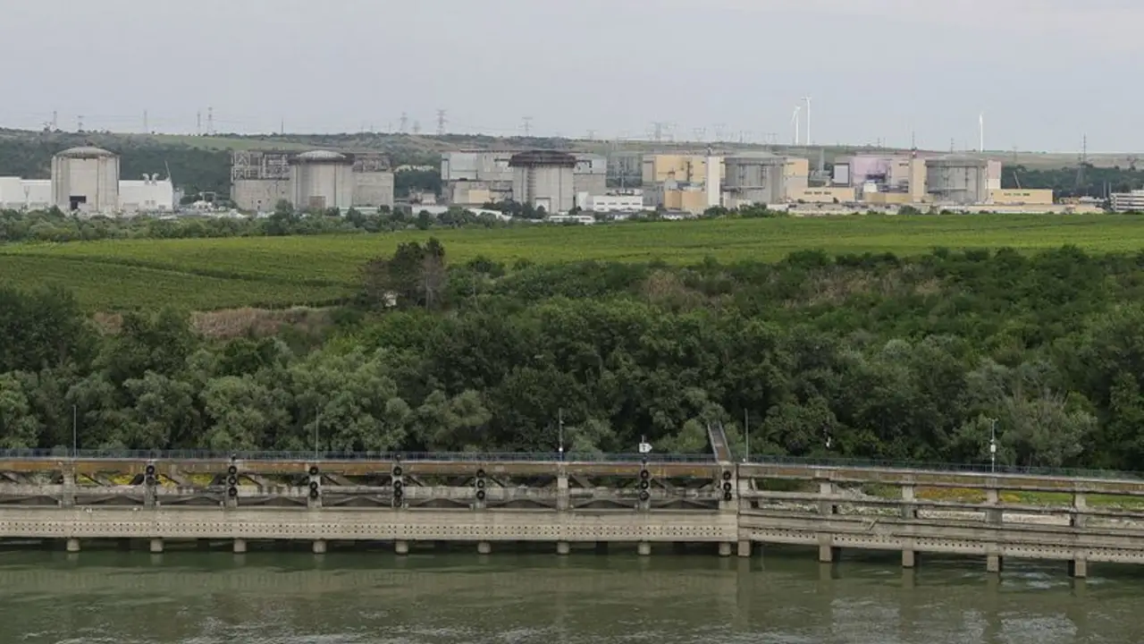 Persiste preocupación por reactor nuclear de Rumanía ante previsiones de nivel del agua del Danubio
