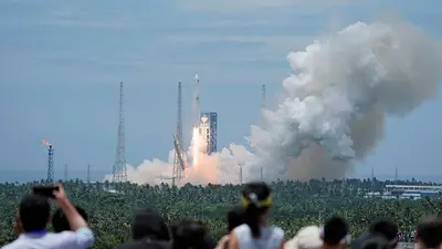 China afirma que el lanzamiento del cohete "Long March 7A" ha fracasado tras una anomalía en el vuelo China afirma que el lanzamiento del cohete "Long March 7A" ha fracasado tras una anomalía en el vuelo