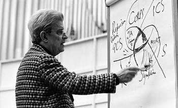Jacques Lacan: "Usted nunca puede saber lo que el otro escuchó" | Frase