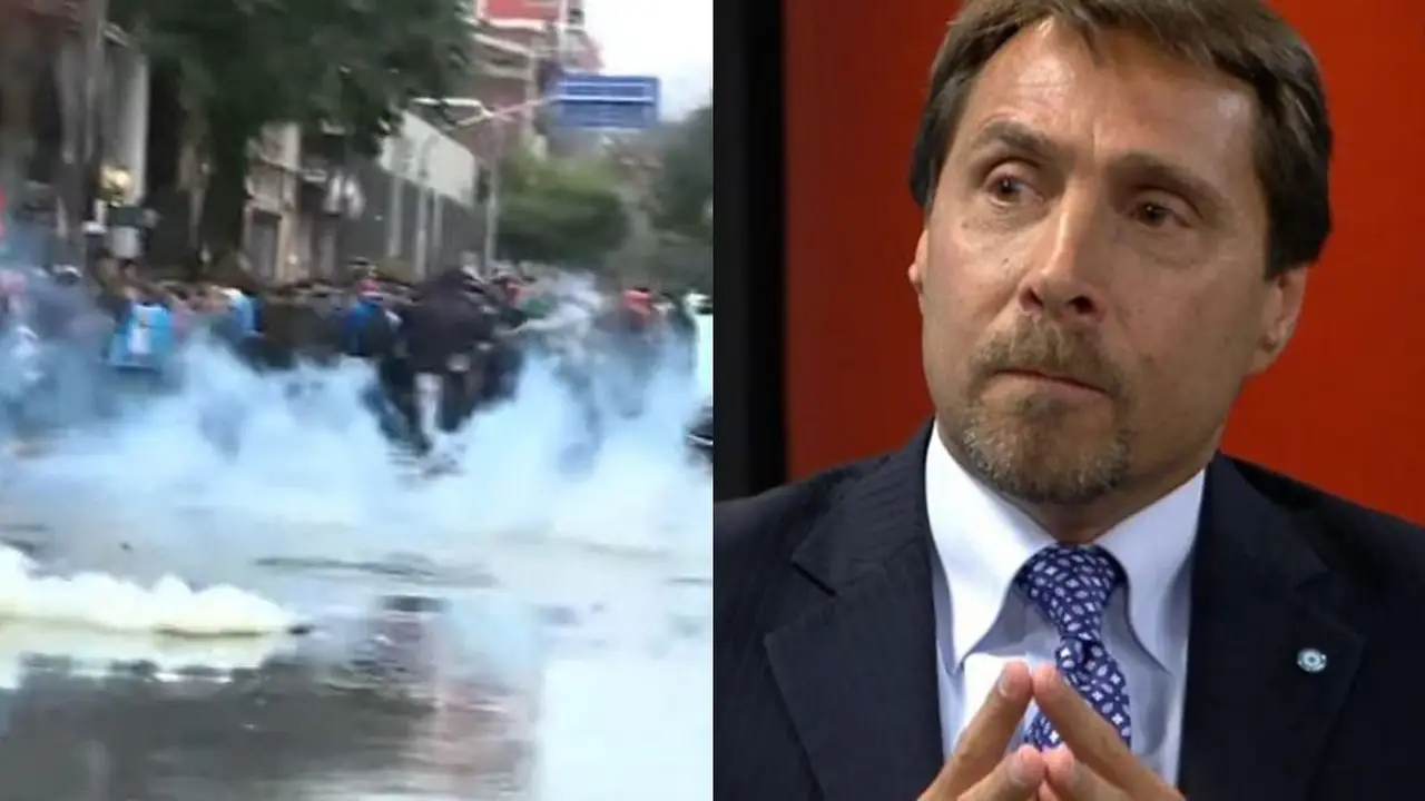 Feinmann justificó la represión durante la marcha por la Ley de Tierras.