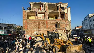Colombia intensifica esfuerzos de rescate tras terremoto, se espera que aumente el número de muertos Colombia intensifica esfuerzos de rescate tras terremoto, se espera que aumente el número de muertos