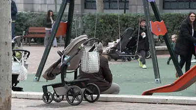 Seis de cada diez empresas españolas afirma que la ampliación del permiso parental no impacta en la productividad Seis de cada diez empresas españolas afirma que la ampliación del permiso parental no impacta en la productividad