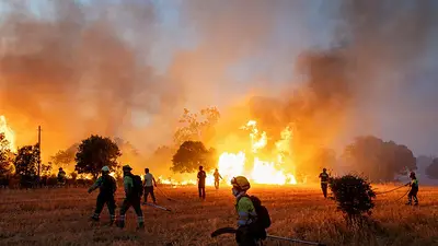 España se prepara para el eclipse bajo la amenaza de los incendios España se prepara para el eclipse bajo la amenaza de los incendios