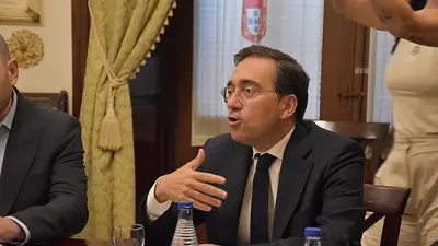 España tildó de "frívolas" las críticas de Italia tras la crisis migratoria en Ceuta y defendió el control en su frontera España tildó de "frívolas" las críticas de Italia tras la crisis migratoria en Ceuta y defendió el control en su frontera