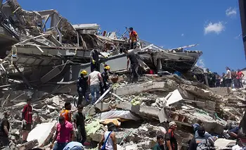 El terremoto en Colombia ya deja al menos 240 muertos y más de 1.300 heridos | Colombia