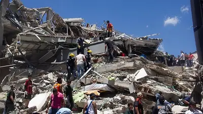 Colombia: a 72 horas del terremoto, pasa la "ventana dorada" para los rescates Colombia: a 72 horas del terremoto, pasa la "ventana dorada" para los rescates