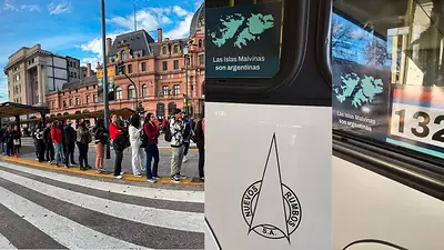 Así son los nuevos stickers de las Islas Malvinas en los colectivos del AMBA Así son los nuevos stickers de las Islas Malvinas en los colectivos del AMBA