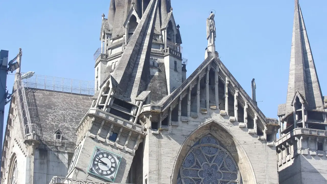 Imágenes impactantes: así quedó la Catedral de Manizales tras el terremoto en Colombia