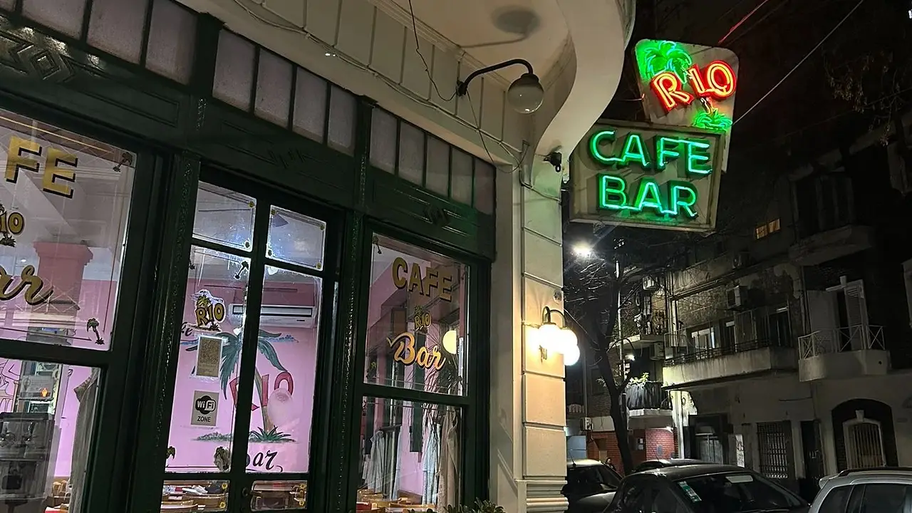 Cierra otro histórico café de Buenos Aires y lo despiden en las redes