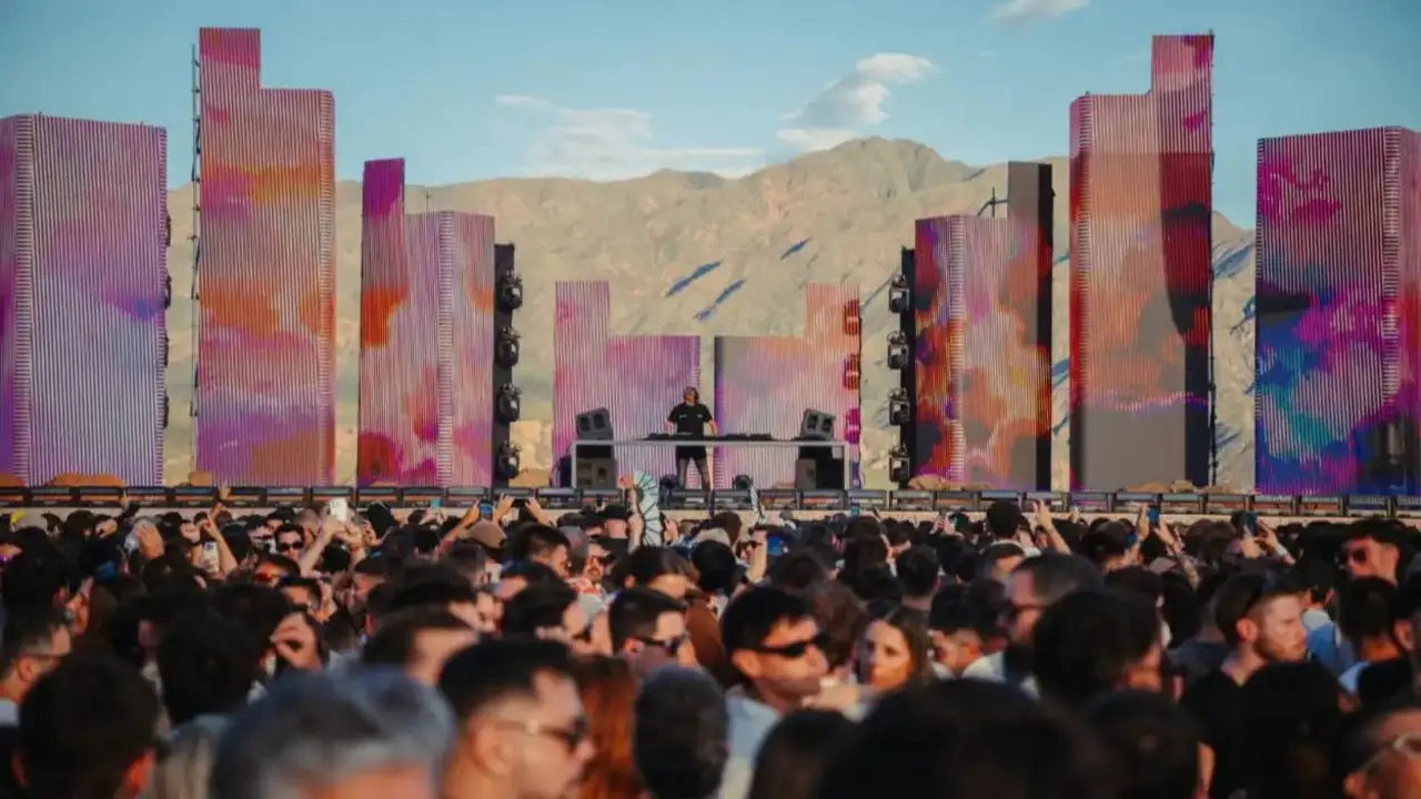 Hernán Cattaneo lleva el Sunsetstrip a Mendoza.