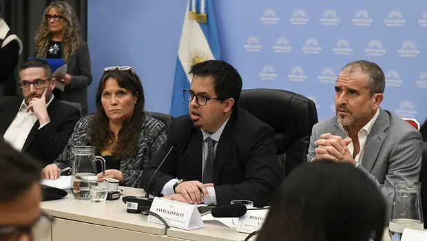 LLA dejó que insulten a sus aliados, pero tuvo dictamen para la reforma del BCRA | Congreso