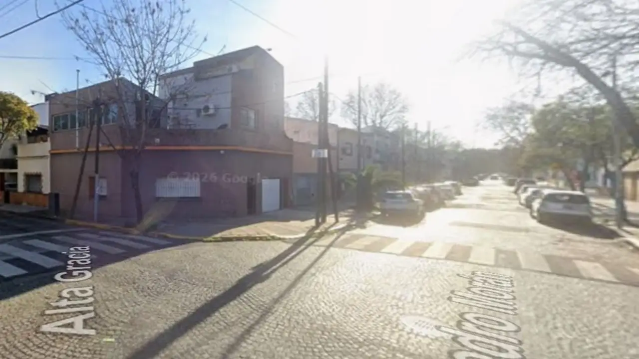 Femicidio en Devoto: asesinó a su esposa delante de sus hijos y se intentó fugar 