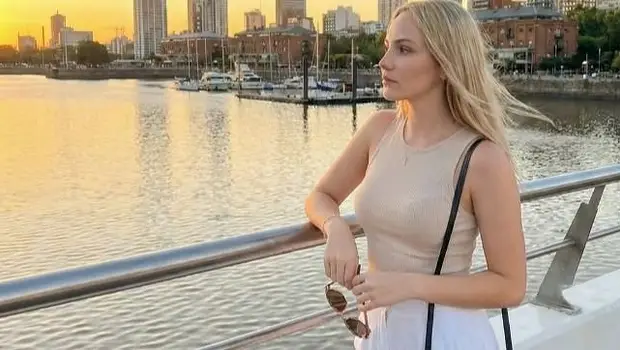 Lucía no existe: el avatar libertario que ya hace campaña en las redes | Inteligencia artificial