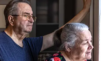 El problema silencioso que afecta a 1 de cada 5 mayores de 65 | Salud