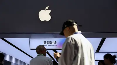 Apple entrena un modelo de IA para China en colaboración con Alibaba Apple entrena un modelo de IA para China en colaboración con Alibaba