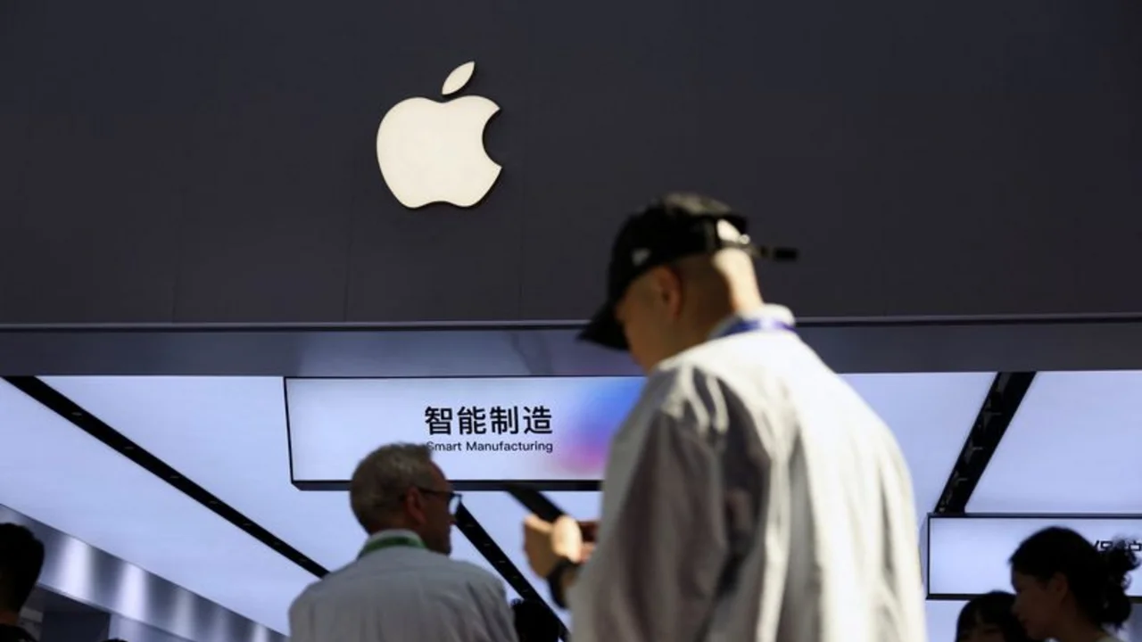 Apple entrena un modelo de IA para China en colaboración con Alibaba