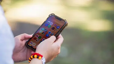 Empresas de redes sociales piden cautela ante los primeros datos sobre el veto a menores en Australia Empresas de redes sociales piden cautela ante los primeros datos sobre el veto a menores en Australia