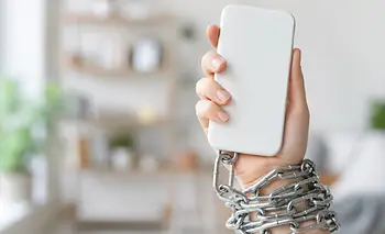 Nomofobia: síntomas y cuándo preocuparse por no soltar el celular | Consejos de salud