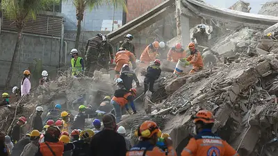 Un cuento de dos edificios: cómo difirieron los esfuerzos de rescate tras el terremoto en Colombia y Venezuela Un cuento de dos edificios: cómo difirieron los esfuerzos de rescate tras el terremoto en Colombia y Venezuela