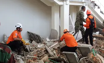 Doble terremoto en Indonesia dejó casi 50 muertos y decenas de heridos | Terremoto
