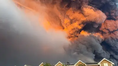 Rusia bombardea acería en nueva oleada de ataques contra Ucrania; Kiev ataca la región de Moscú Rusia bombardea acería en nueva oleada de ataques contra Ucrania; Kiev ataca la región de Moscú