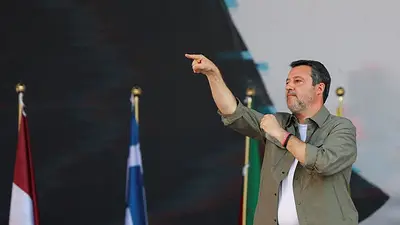 Salvini debería plantearse dimitir como líder de la Liga, según responsable del partido italiano Salvini debería plantearse dimitir como líder de la Liga, según responsable del partido italiano