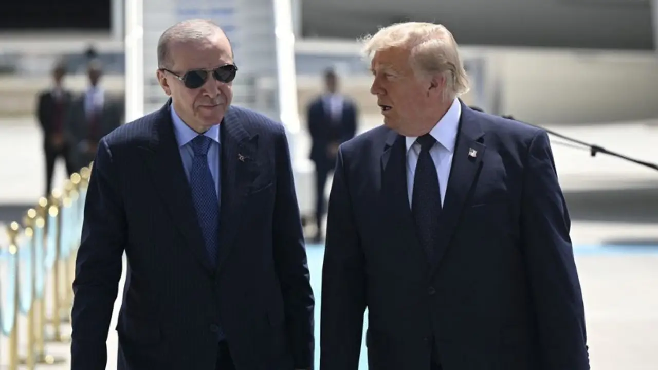 Erdogan insta a Trump a proseguir las negociaciones con Irán y le ofrece su apoyo