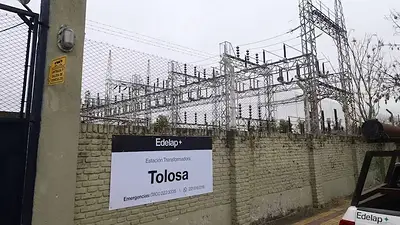 Más de 13 mil personas continúan sin luz en La Plata tras la explosión eléctrica Más de 13 mil personas continúan sin luz en La Plata tras la explosión eléctrica
